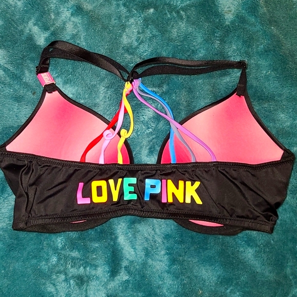 VS Bra - Picture 1 of 4